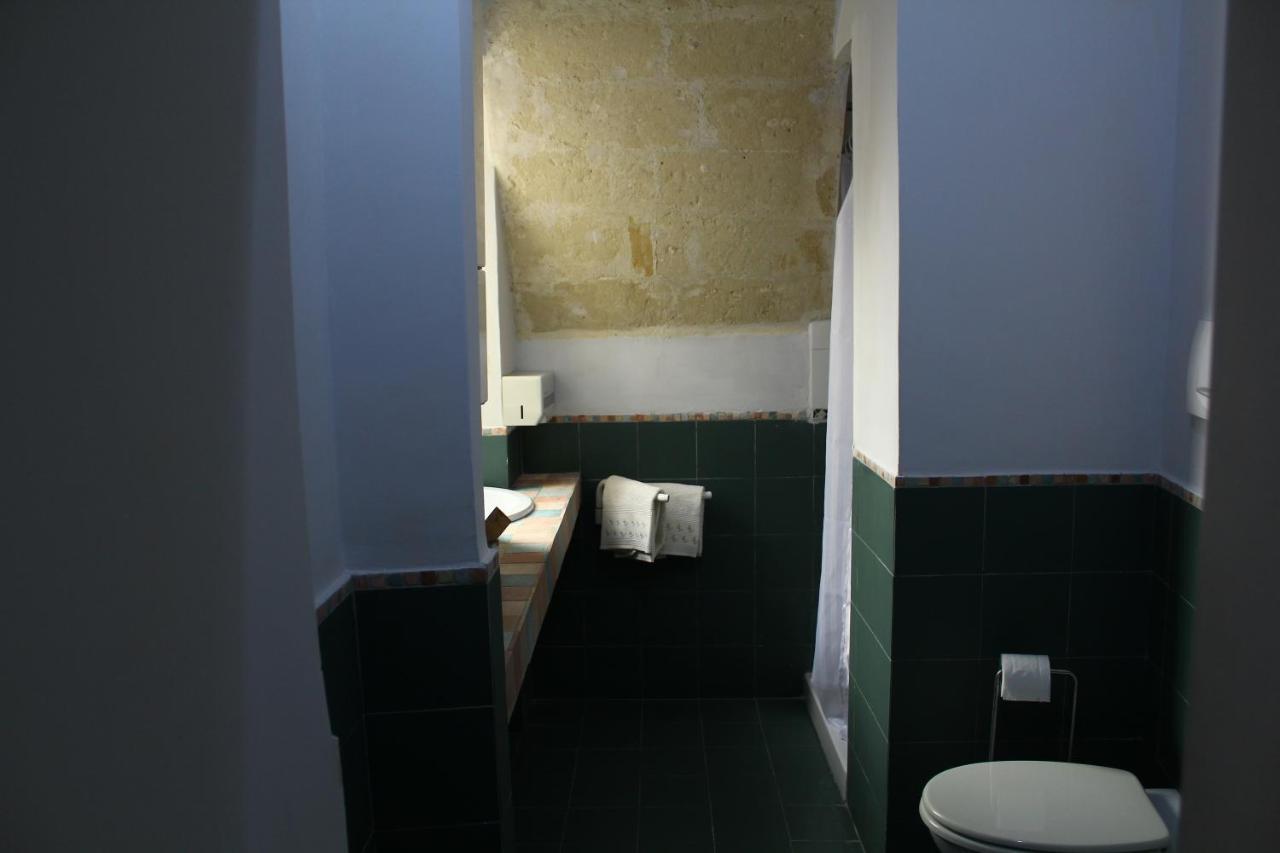 Deluxe Apartment,1192758490:JPEG